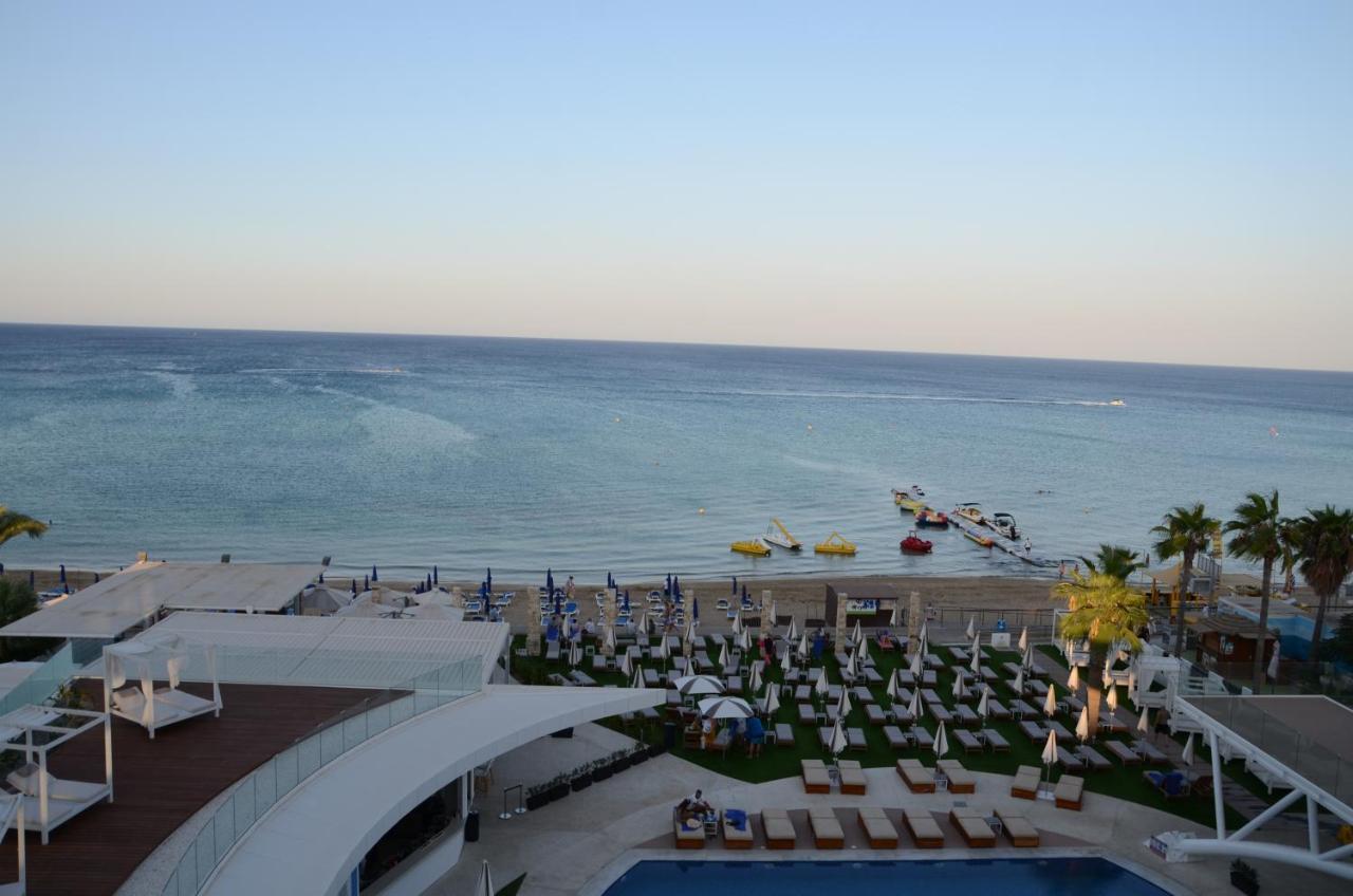 Flamingo Paradise Beach Hotel - Adults Only โปรทาราส ภายนอก รูปภาพ